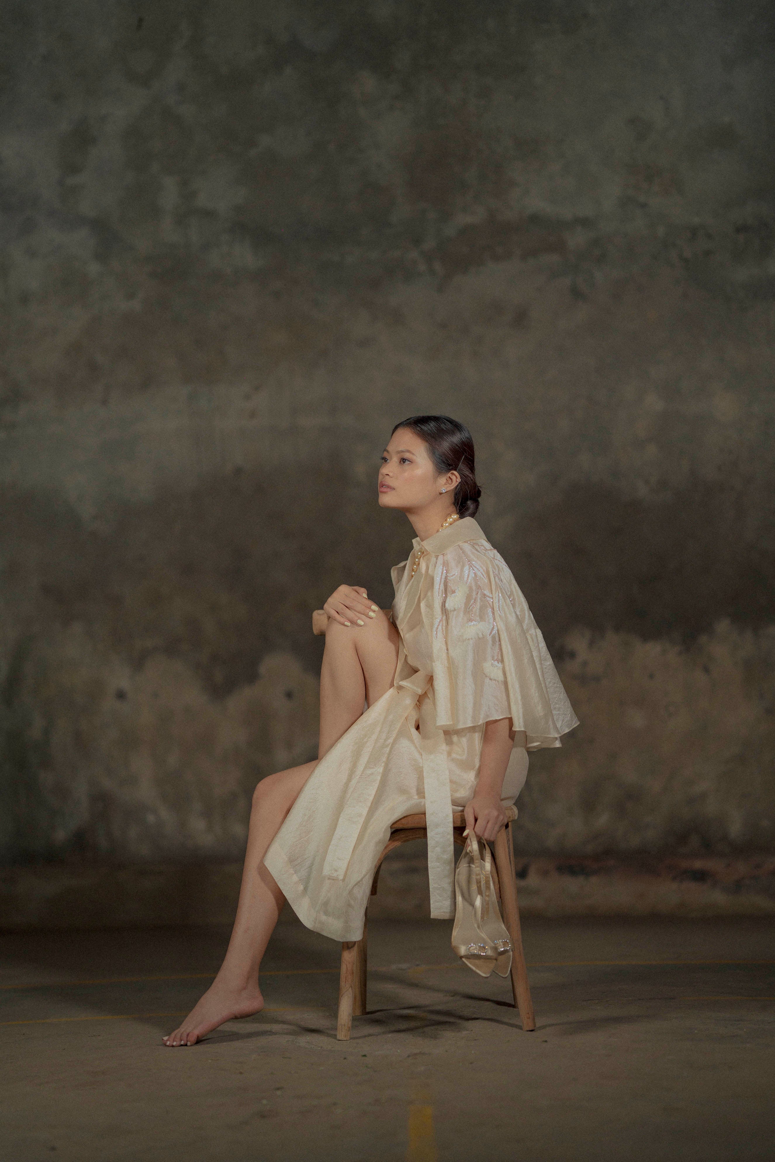 SILK TRENCHCOAT