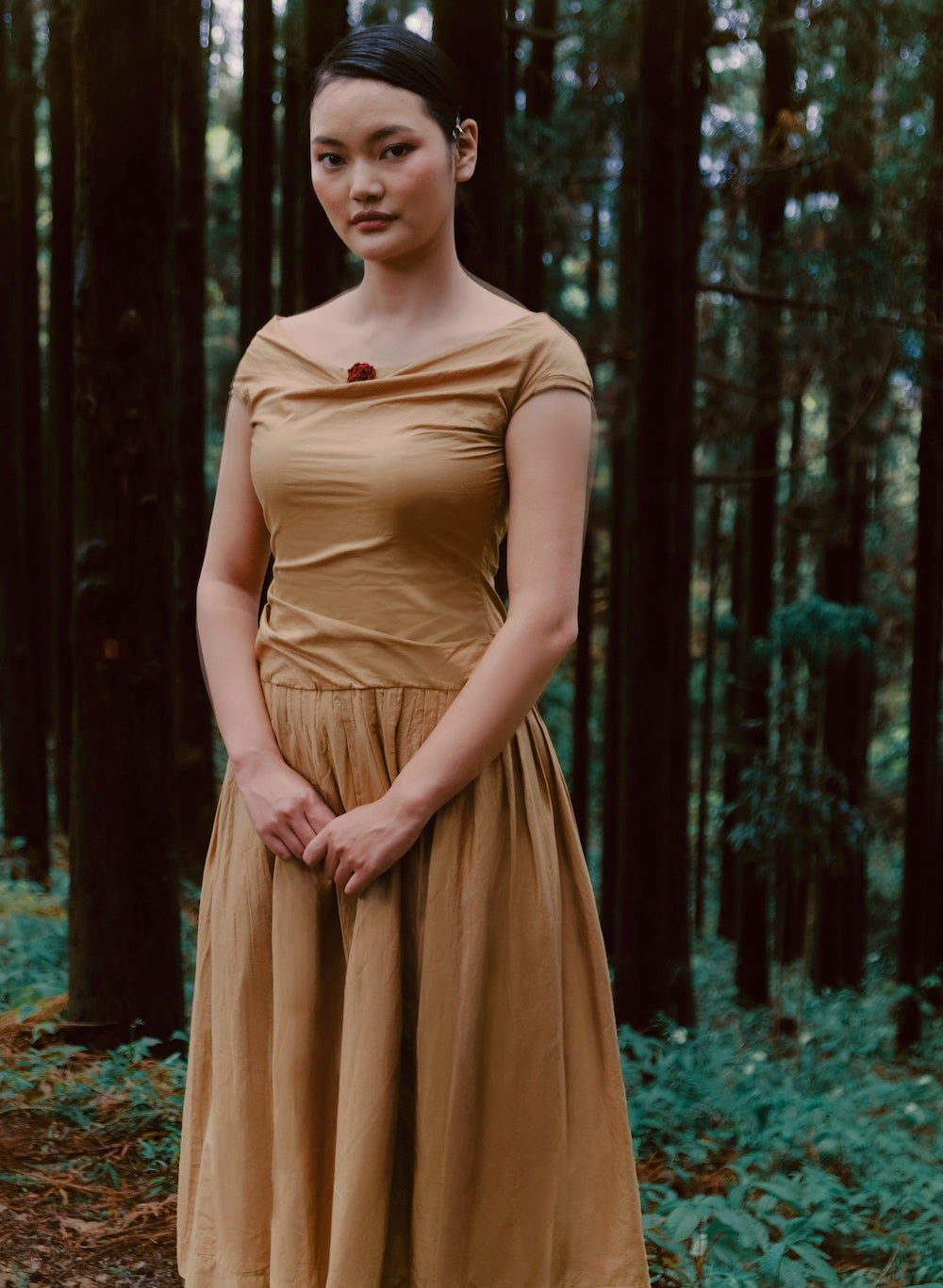 Pleated Midi dress (Caramel)