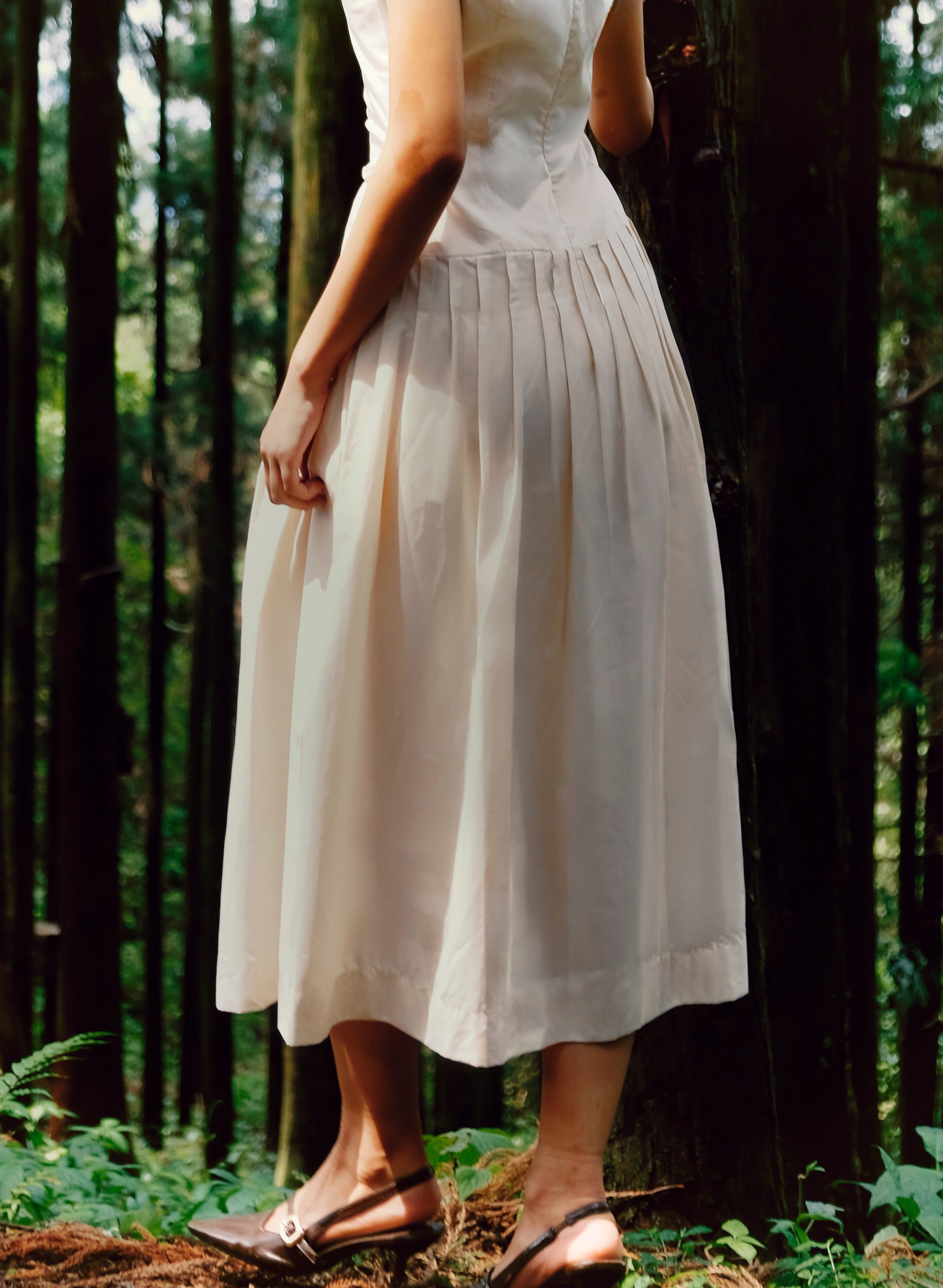 Pleated Midi dress (Oatmeal color)